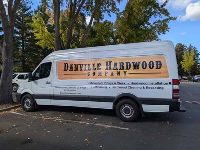 Vehicle Graphics & Wraps Photo